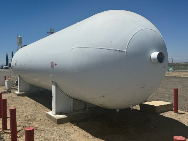 12,000 gallon propane tank [12K 265PSI01]