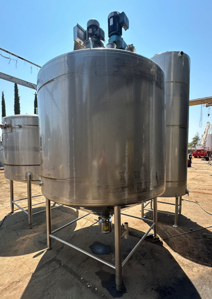 1000 gallon stainless steel mix tank dual agitated [1ksscvt3]