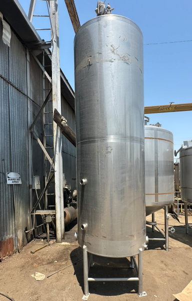 700 gallon stainless bulk tank [700VSSCVT801]