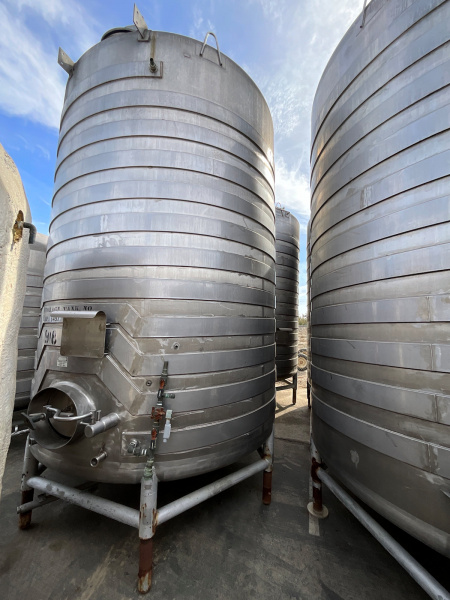 6000 gallon stainless wine tank [S506001]