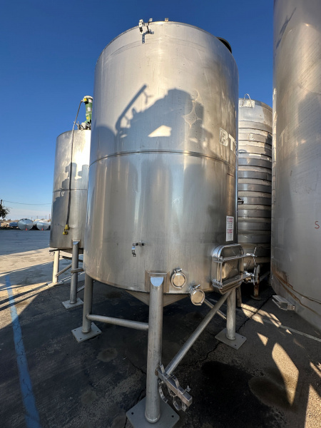 1850 gallon stainless steel mixing tank [S6VSSmix1850]